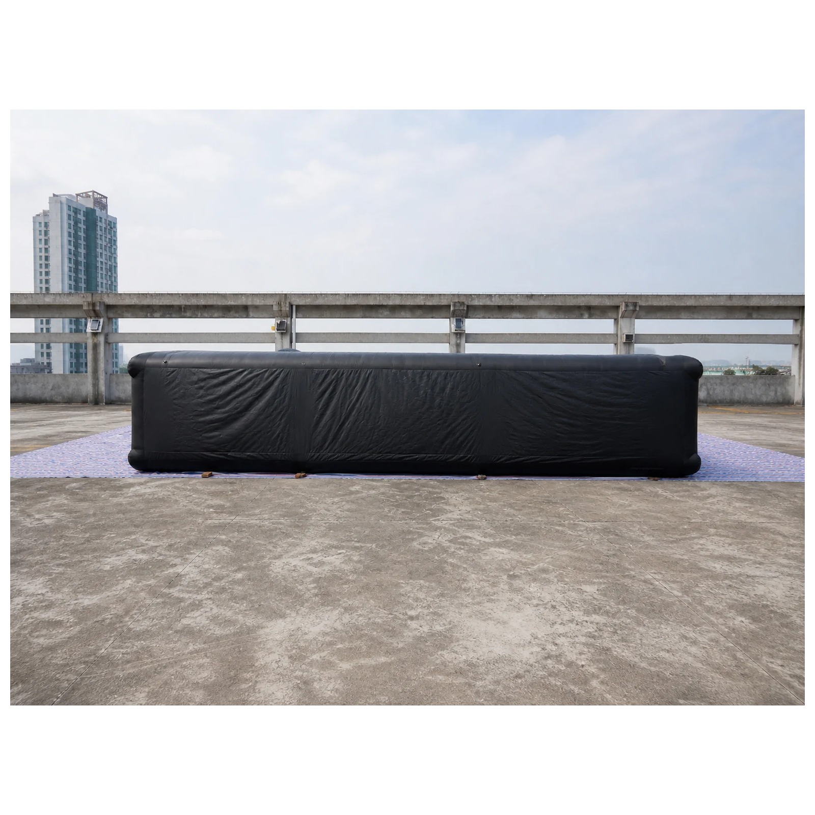 Large Plain Black Inflatable M - огляд і ціна Kids Outdoor Fun